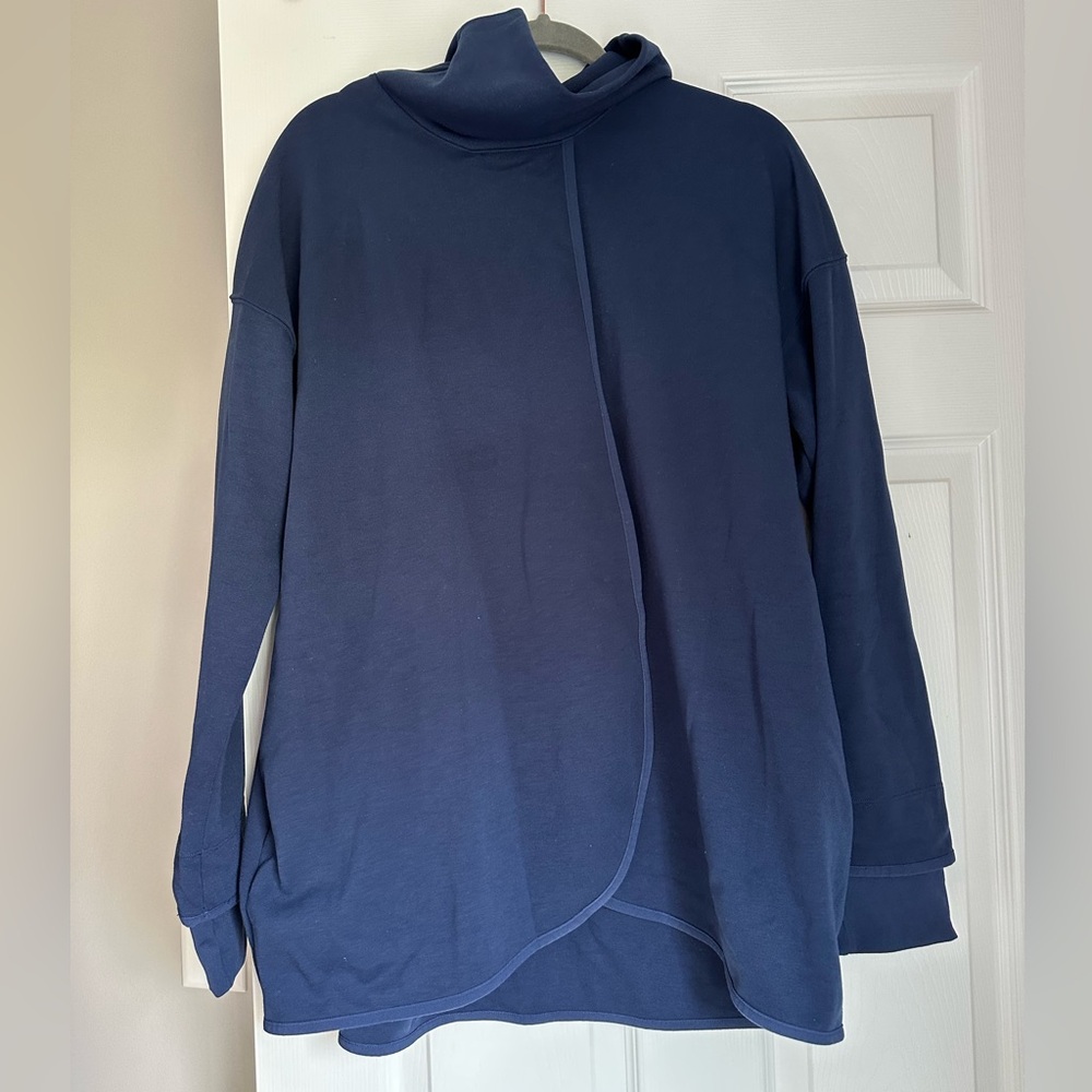 Nike Women’s Maternity Dri-FIT Pullover – XL